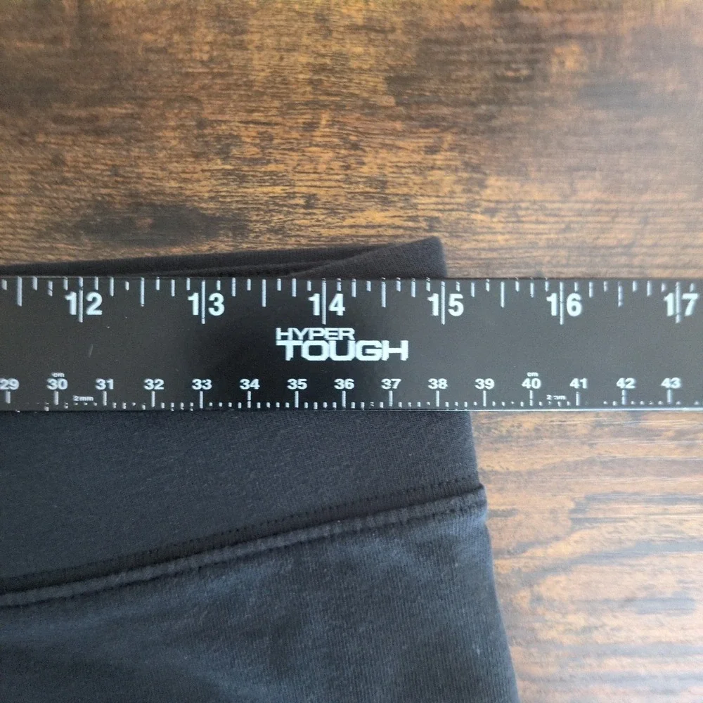 Nike Womens Black Cotton Blend Cropped Leggings Swoosh Logo Size Large‎